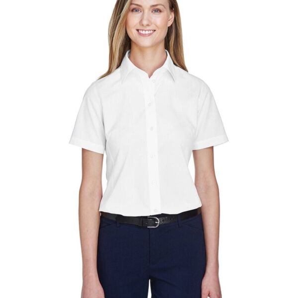 Devon & Jones Women's Crown Collection® Broadcloth Short Sleeve Woven Dress Shirt D620SW Women's Crown Collection® Broadcloth Short Sleeve Woven Dress Shirt Thumbnail
